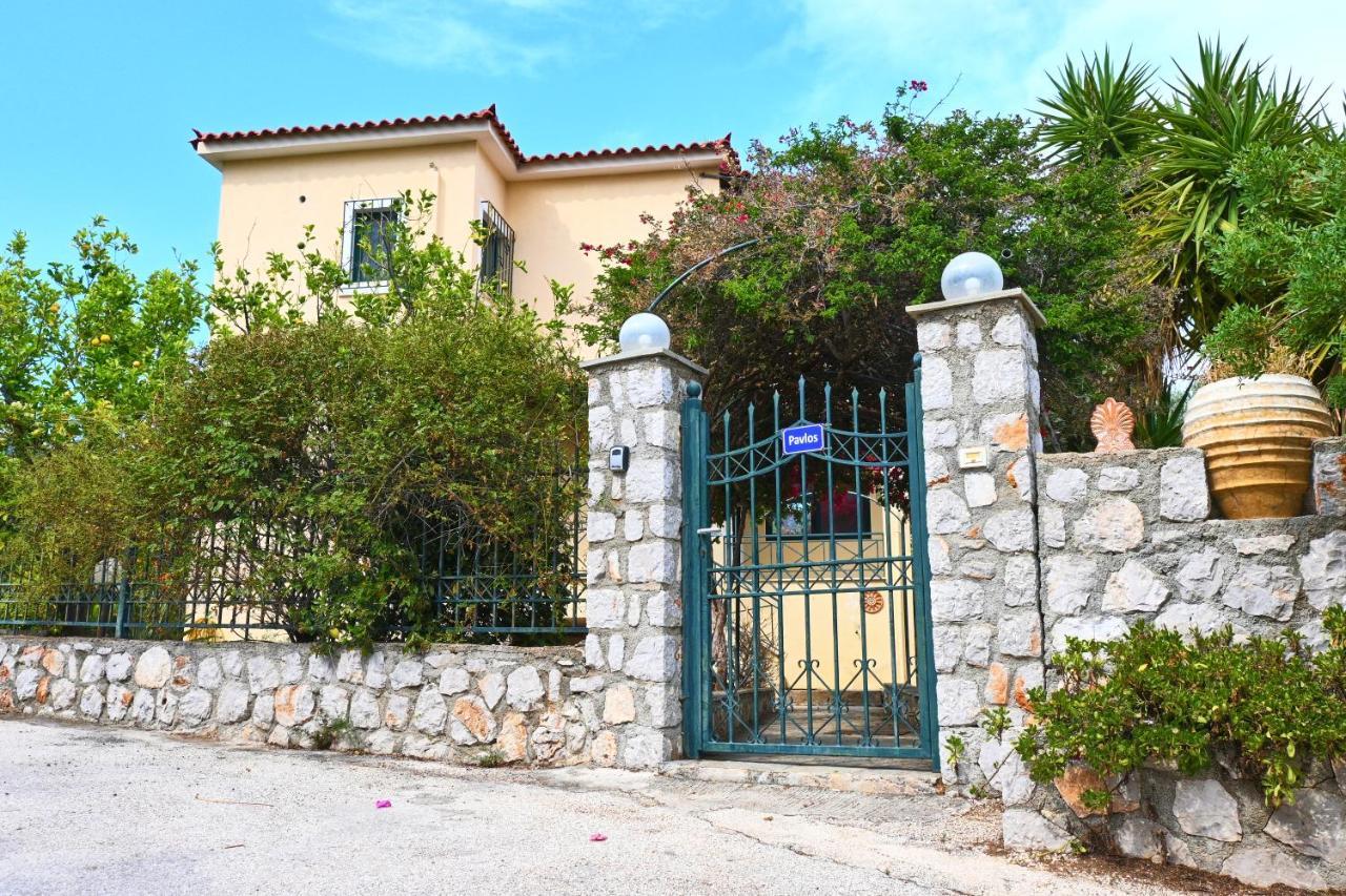 Pavlos' Cottage With Beach View Korfos Exterior photo